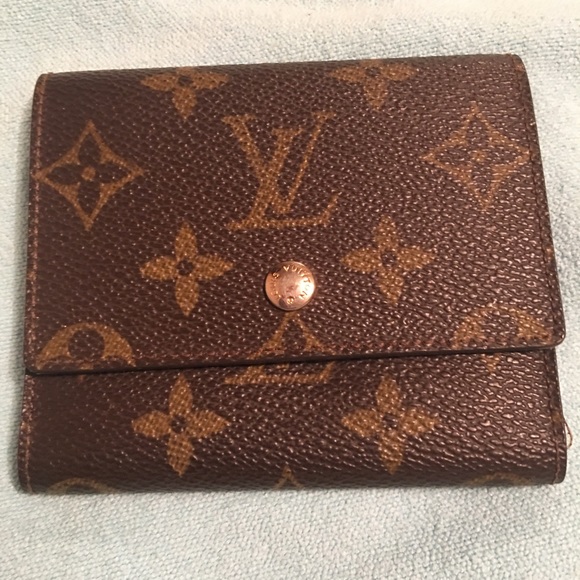 Louis Vuitton Accessories - Authentic Louis Vuitton business card holder.
